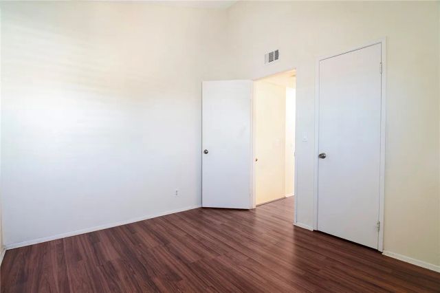 27064 Crossglade, Canyon Country, CA 91351