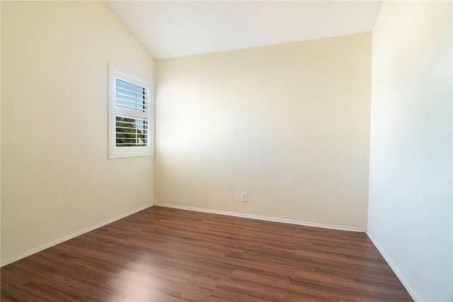 27064 Crossglade, Canyon Country, CA 91351