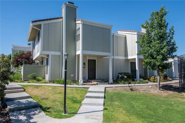27064 Crossglade, Canyon Country, CA 91351
