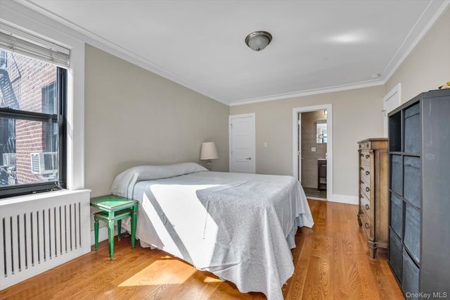132-35 Sanford Avenue 613, Flushing, NY 11355
