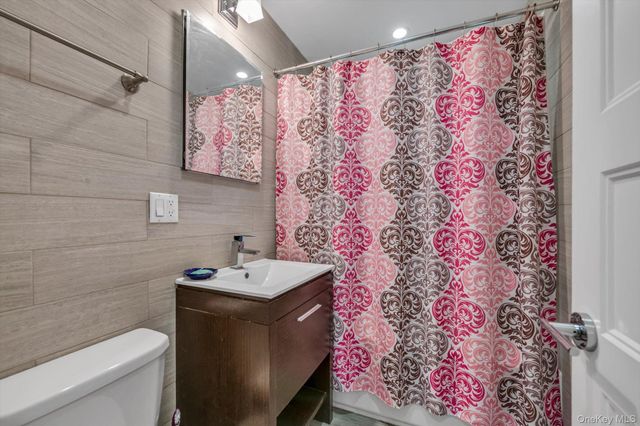 132-35 Sanford Avenue 613, Flushing, NY 11355