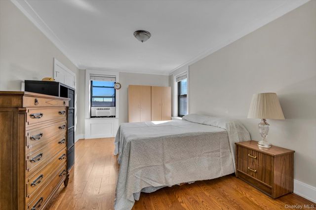 132-35 Sanford Avenue 613, Flushing, NY 11355