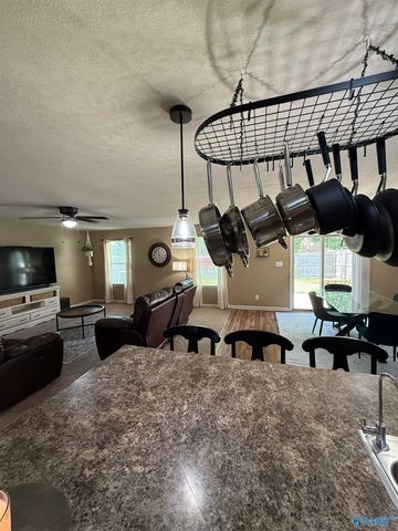 187 Sedgewick Drive, Owens Cross Roads, AL 35763