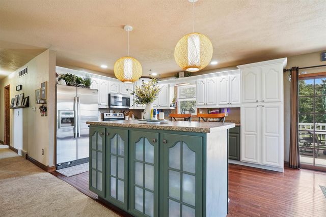 1605 3rd Street, Eldora, IA 50627