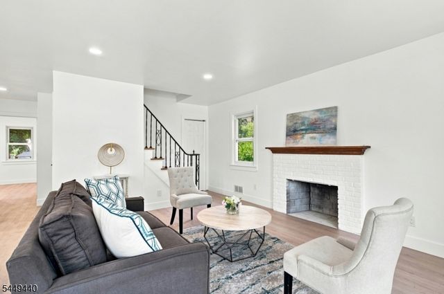104 Belmont St, Englewood City, NJ 07631