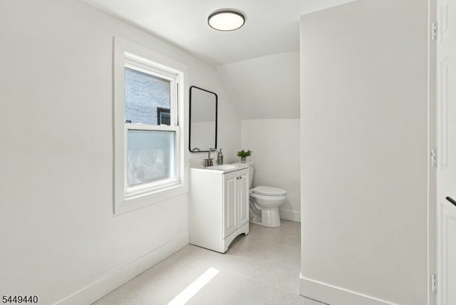 104 Belmont St, Englewood City, NJ 07631