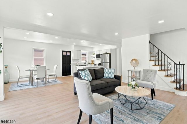 104 Belmont St, Englewood City, NJ 07631