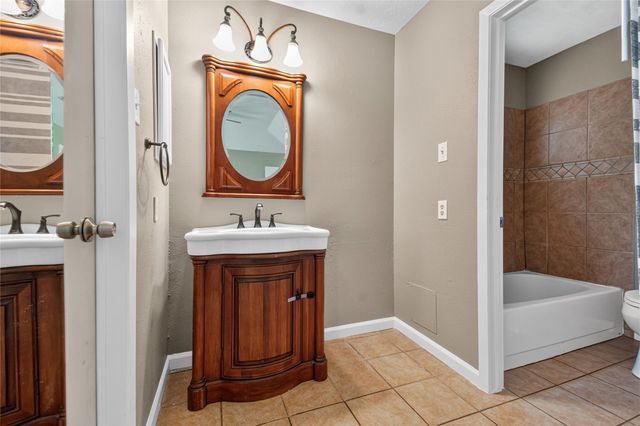2315 Morning Meadow Drive, Missouri City, TX 77489