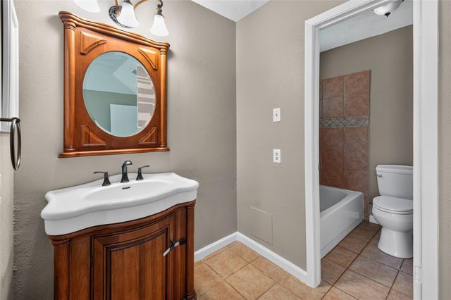 2315 Morning Meadow Drive, Missouri City, TX 77489