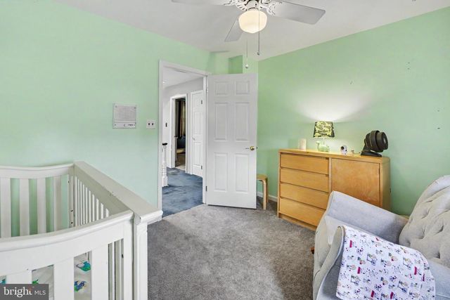 518 TASKER AVE, Folsom, PA 19033