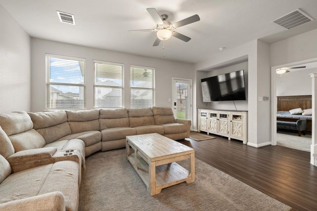 6337 Turin LN, Round Rock, TX 78665