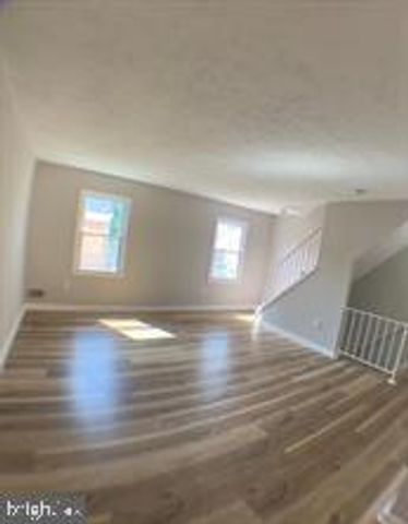 16707 CHOWNING CT, Woodbridge, VA 22191