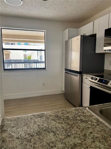 605 Ives Dairy Rd 306-7, Miami, FL 33179