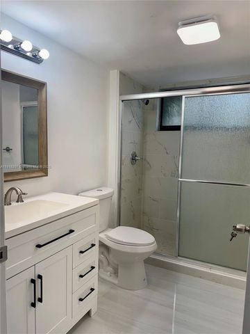 605 Ives Dairy Rd 306-7, Miami, FL 33179