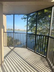 605 Ives Dairy Rd 306-7, Miami, FL 33179