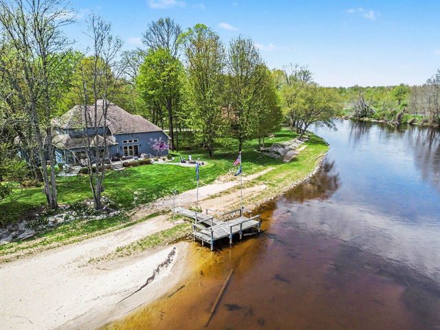 4364 Pointe Place, Oscoda Twp, MI 48750