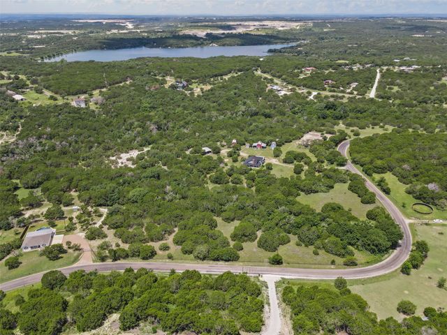 8515 Hilltop Drive, Cleburne, TX 76033