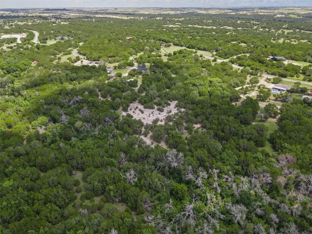 8515 Hilltop Drive, Cleburne, TX 76033