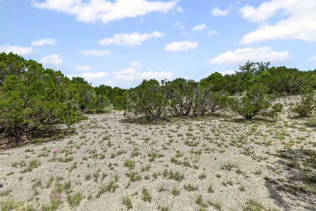 8515 Hilltop Drive, Cleburne, TX 76033