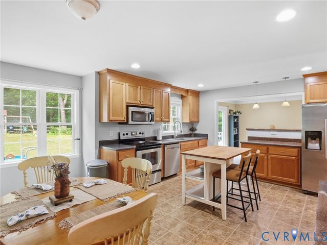 8325 Caroline Vines Way, Henrico, VA 23231