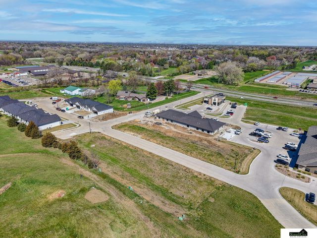 6900 Weigel Drive, Lincoln, NE 68516