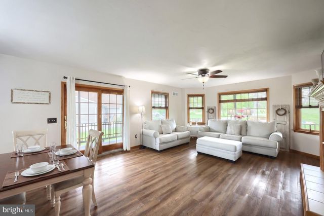 95 LAKE MEADE DR, East Berlin, PA 17316