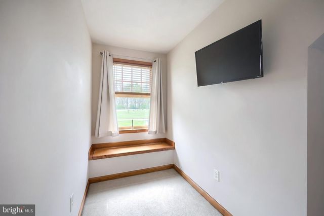 95 LAKE MEADE DR, East Berlin, PA 17316
