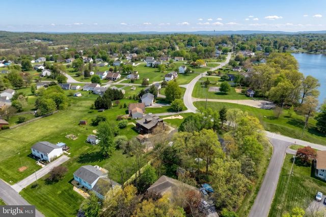 95 LAKE MEADE DR, East Berlin, PA 17316