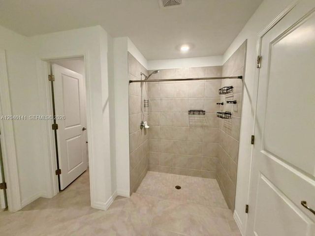 4104 NE 12th Court, Cape Coral, FL 33909