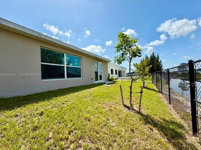 4104 NE 12th Court, Cape Coral, FL 33909