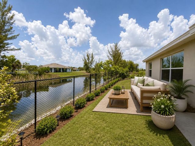 4104 NE 12th Court, Cape Coral, FL 33909