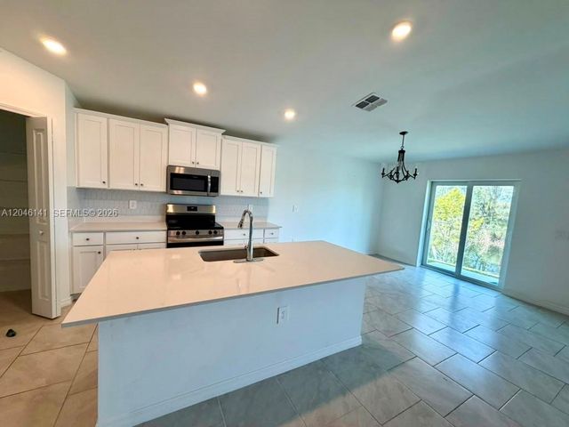 4104 NE 12th Court, Cape Coral, FL 33909