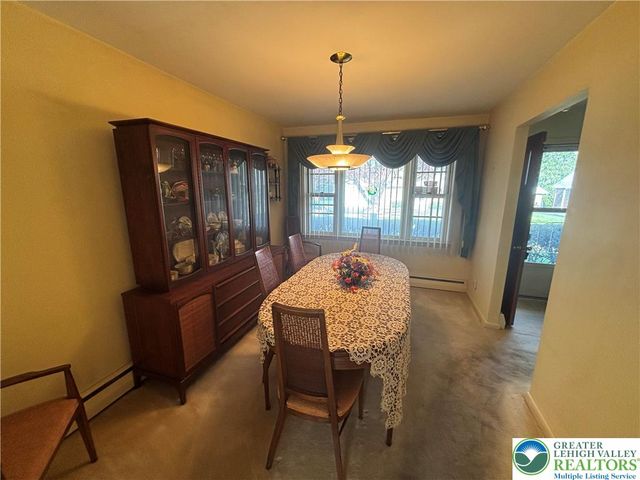 230 Adams Street, South Whitehall Twp, PA 18104