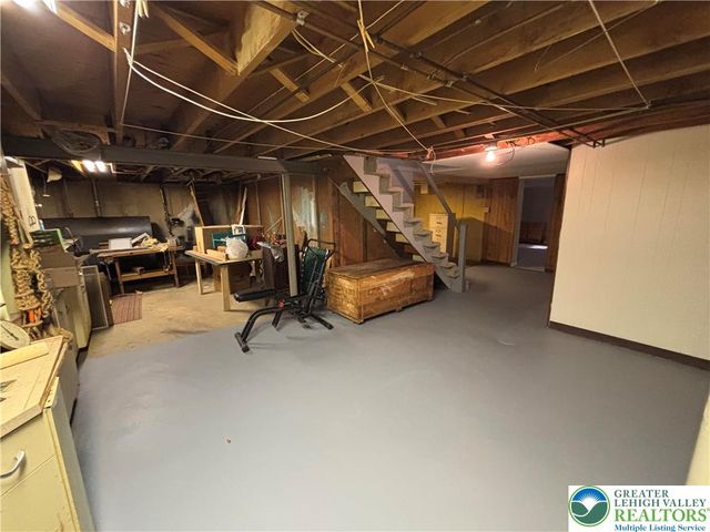 230 Adams Street, South Whitehall Twp, PA 18104
