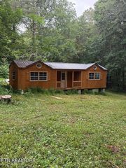 1107 Warren County Park Rd Rd, Rock Island, TN 38581