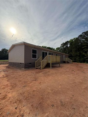 1052 Jones Ferry Road, Elberton, GA 30635