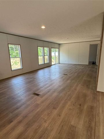 1052 Jones Ferry Road, Elberton, GA 30635
