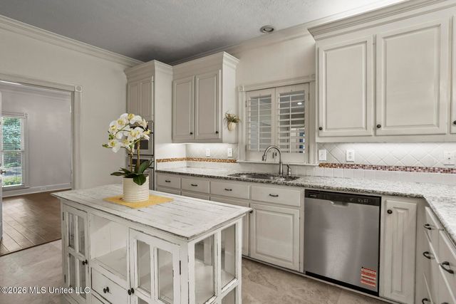 614 Kinsington Court, Ridgeland, MS 39157