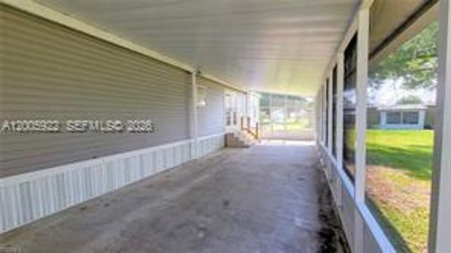 1047 Mayford Lake Rd, Moore Haven, FL 33471
