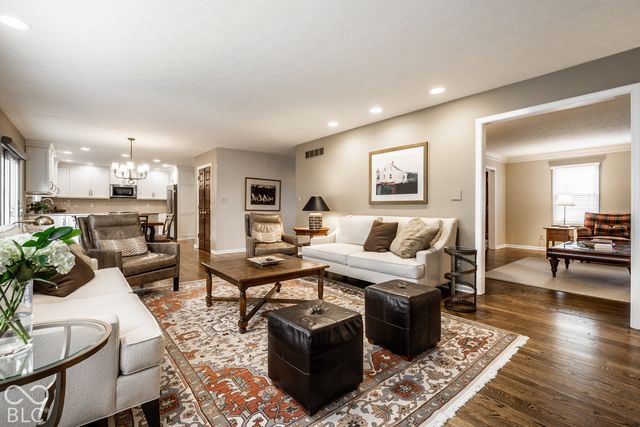 11821 Sand Dollar Court, Indianapolis, IN 46256