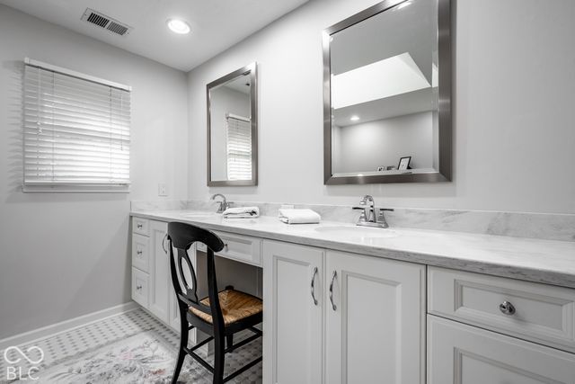 11821 Sand Dollar Court, Indianapolis, IN 46256