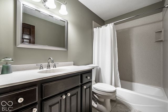 11821 Sand Dollar Court, Indianapolis, IN 46256