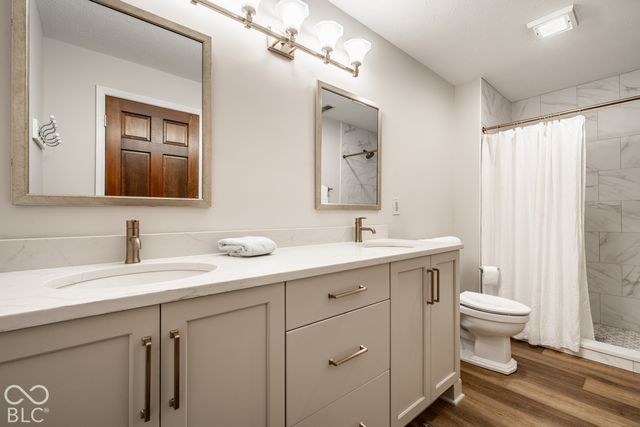 11821 Sand Dollar Court, Indianapolis, IN 46256