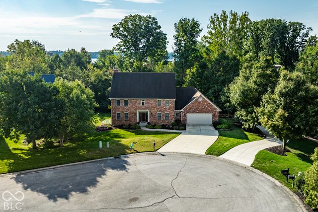 11821 Sand Dollar Court, Indianapolis, IN 46256