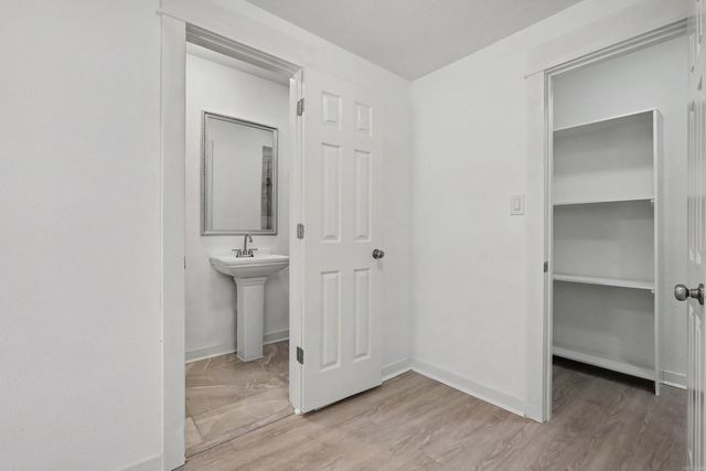2720 S Spring Street, Little Rock, AR 72206