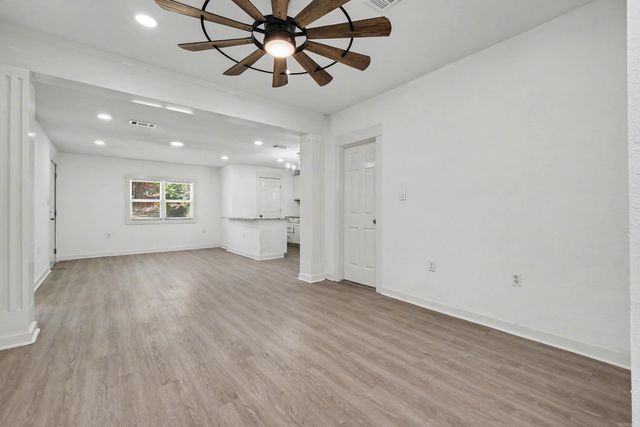 2720 S Spring Street, Little Rock, AR 72206