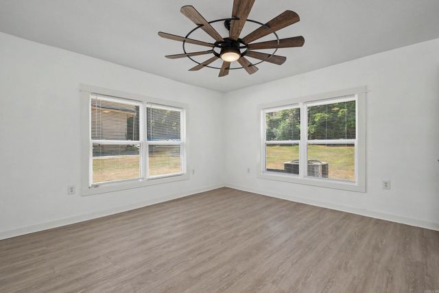2720 S Spring Street, Little Rock, AR 72206
