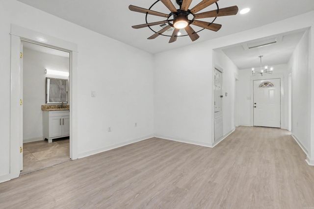 2720 S Spring Street, Little Rock, AR 72206