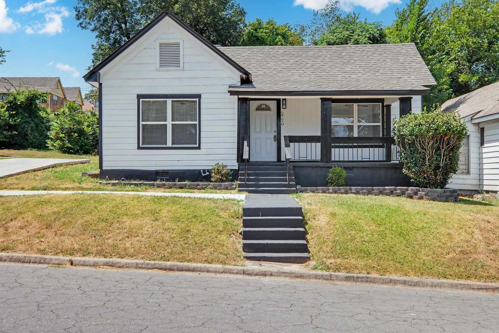 2720 S Spring Street, Little Rock, AR 72206