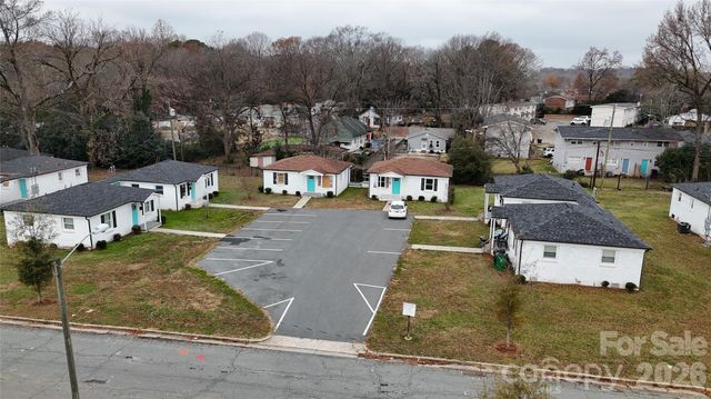 2232 Alma Court, Charlotte, NC 28206